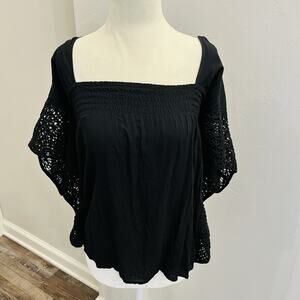 Victorias Secret  Women’s Black Crocheted Sleeve SleeveTop Size S